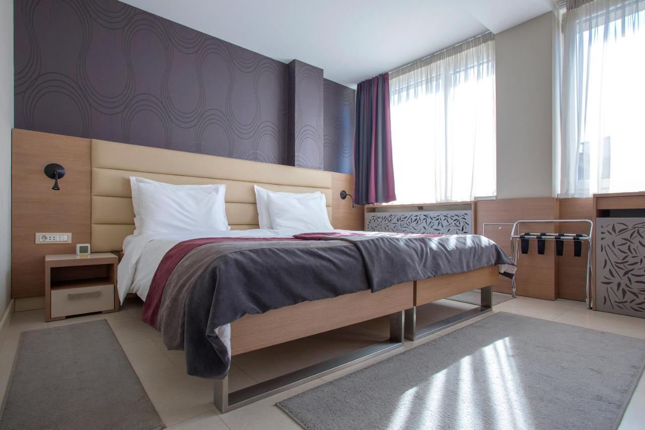 Hotel Srbija Garden-Free Parking Belgrad Exterior foto